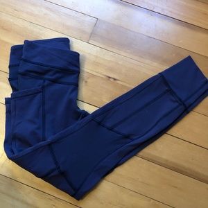 Lululemon legging - mid rise - navy